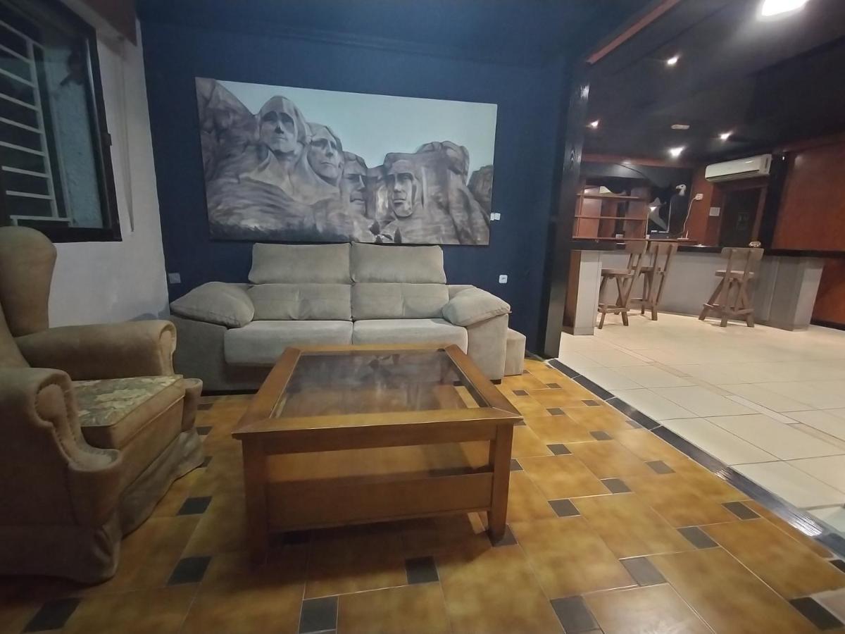 Sonseca Hostal New York City מראה חיצוני תמונה