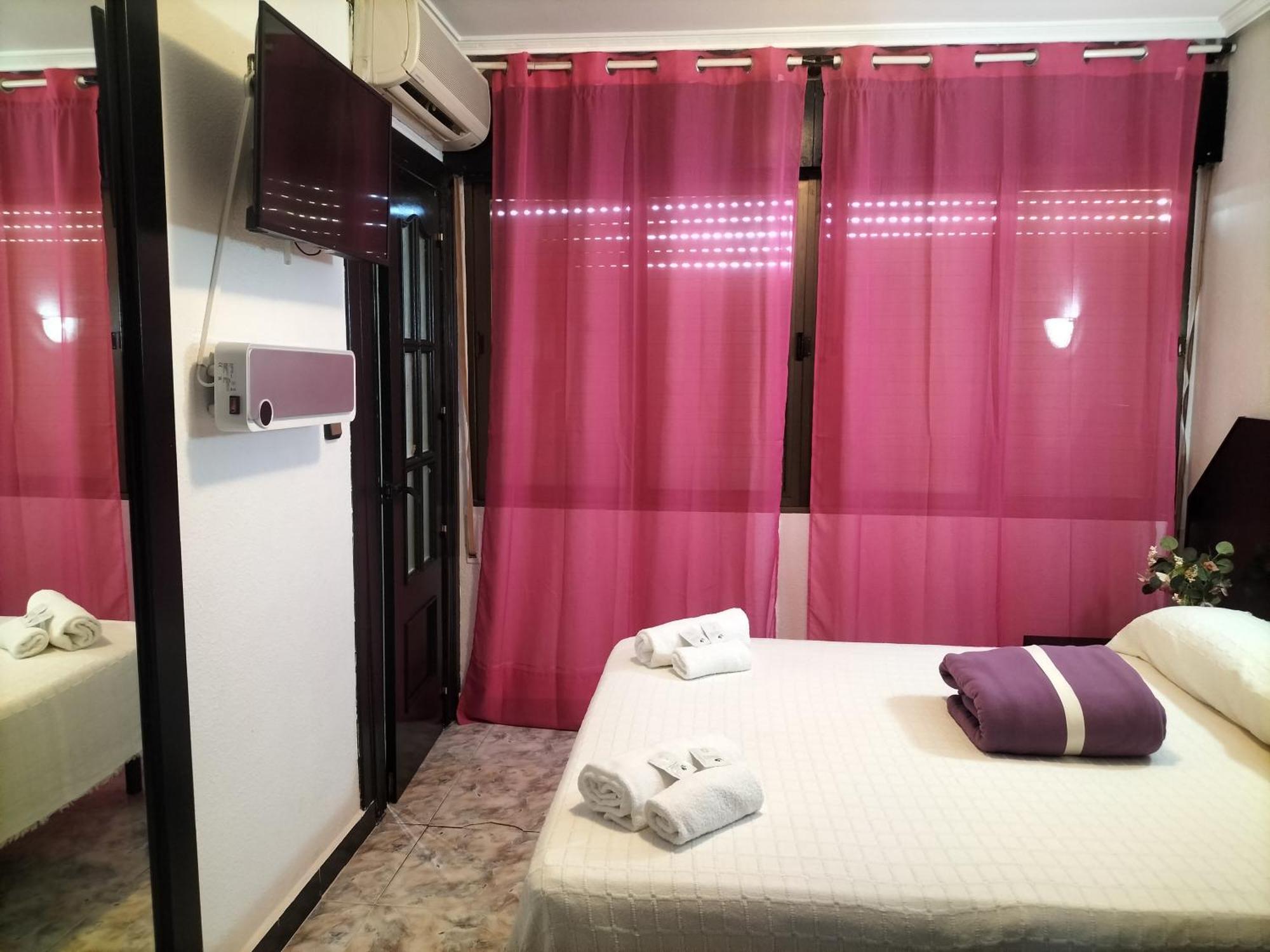 Sonseca Hostal New York City מראה חיצוני תמונה