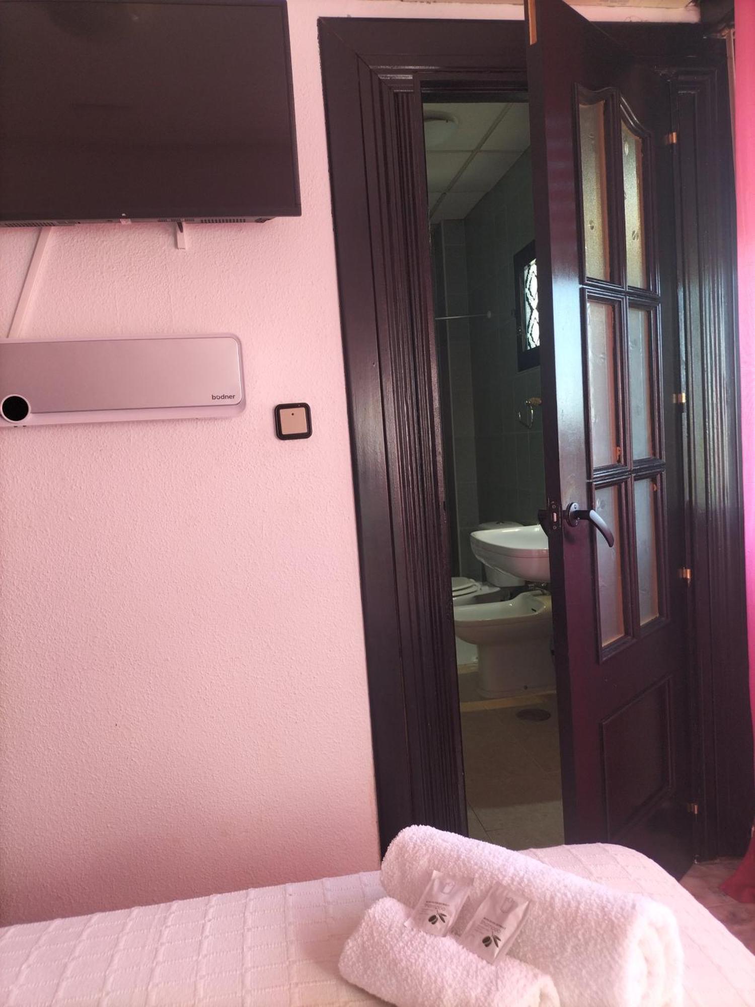 Sonseca Hostal New York City מראה חיצוני תמונה